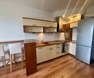 Moderne 2-Zimmer-Wohnung mit Terrasse in Piešťany