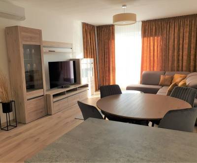 VERMIETUNG - Die neue drei Zimmer Wohnung in Nitra Stadtzentrum