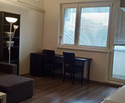 Mieten 2-Zimmer-Wohnung, 2-Zimmer-Wohnung, Pečnianska, Bratislava - Pe