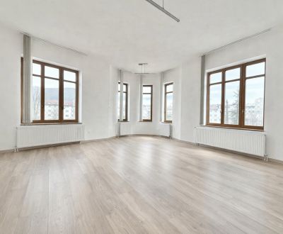 Einzigartige Büroflächen im Herzen von Žilina zu vermieten
