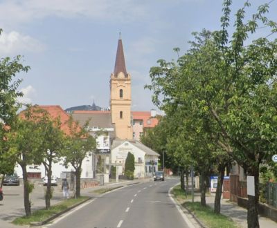 ZU VERMIETEN - 3-Zimmer-Wohnung nach Sanierung - Nitra, Zentrum