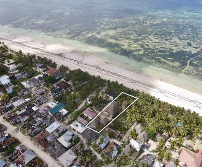 ERSTKLASSIGES, UNFERTIGES STRANDGRUNDSTÜCK IN BWEJUU