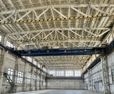 Geräumige Industriehalle in Žilina zur Miete
