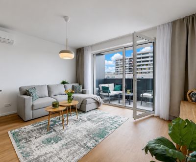 Trnava – Möblierte 2-Zimmer-Wohnung mit Parkplatz und Balkon