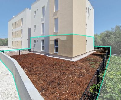 KROATIEN - Neubau 80 m vom Meer entfernt - SUKOŠAN