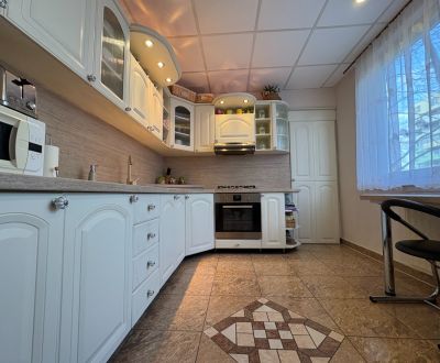 Kaufen 4-Zimmer-Wohnung, 4-Zimmer-Wohnung, Levice, Slowakei
