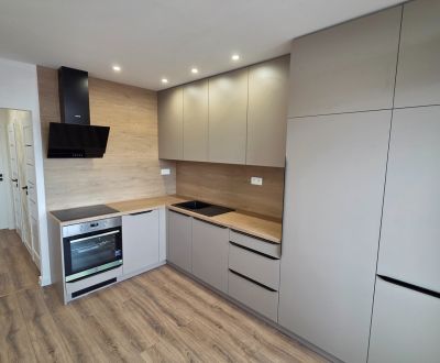 Kaufen 3-Zimmer-Wohnung, 3-Zimmer-Wohnung, Na Karasiny, Prievidza, Slo