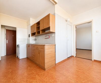 Kaufen 2-Zimmer-Wohnung, 2-Zimmer-Wohnung, Saratovská, Trenčín, Slowak