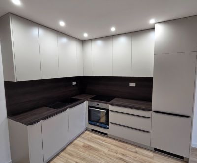 Kaufen 4-Zimmer-Wohnung, 4-Zimmer-Wohnung, Nábr. sv. Cyrila, Prievidza