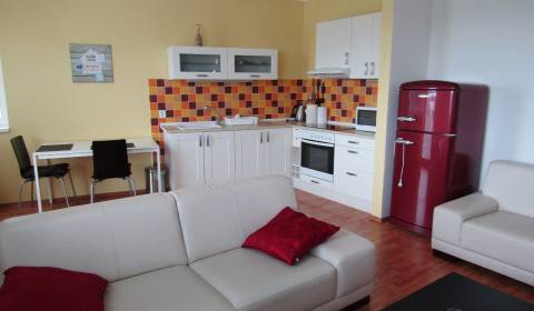 Mieten 2-Zimmer-Wohnung, 2-Zimmer-Wohnung, Botanická, Nitra, Slowakei