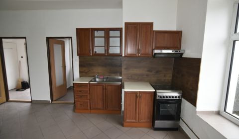 Mieten 2-Zimmer-Wohnung, 2-Zimmer-Wohnung, Komárno, Slowakei