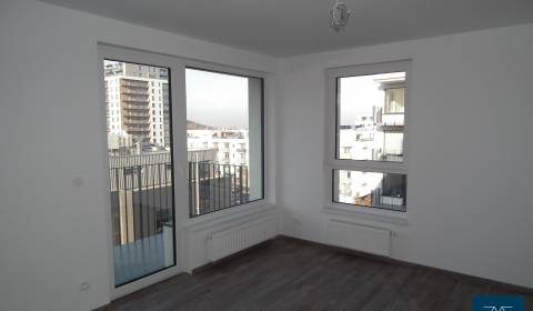 2-Zimmer-Wohnung, Pri Hrubej Lúke, zu verkaufen, Bratislava - Dúbravka