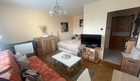 Mieten 1-Zimmer-Wohnung, 1-Zimmer-Wohnung, Tulská, Banská Bystrica, Sl