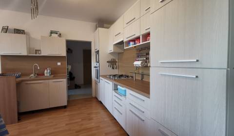 Kaufen 2-Zimmer-Wohnung, Partizánske, Slowakei