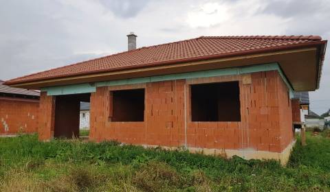 Einfamilienhaus, zu verkaufen, Nové Zámky, Slowakei