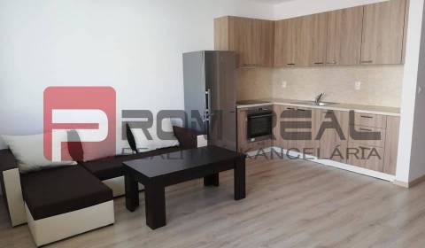2-Zimmer-Wohnung, Slavomírova, zu vermieten, Pezinok, Slowakei