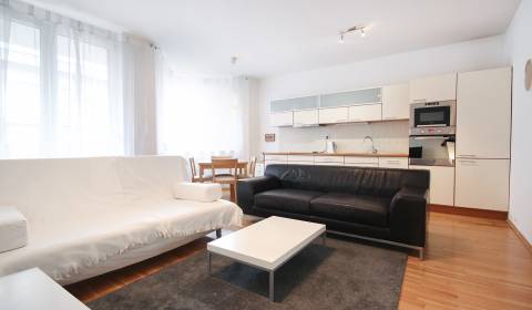 2 Zimmer Wohnung, Kýčerského, zu vermieten, Bratislava - Staré Mesto,