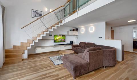 3 Zimmer Wohnung, Kresánkova, zu verkaufen, Bratislava - Karlova Ves,