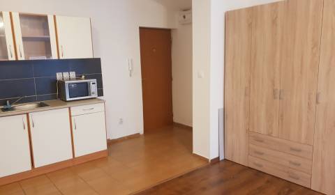 1-Zimmer-Wohnung, Rázusova, zu vermieten, Pezinok, Slowakei