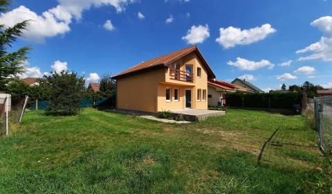 Einfamilienhaus, Jabloňová, zu verkaufen, Dunajská Streda, Slowakei