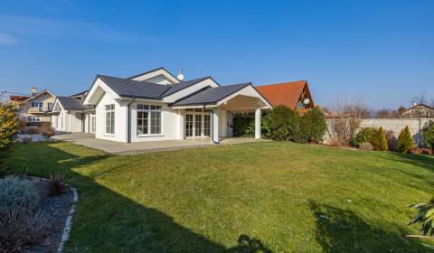 Mieten Einfamilienhaus, Einfamilienhaus, Ovčiarska, Bratislava - Podun