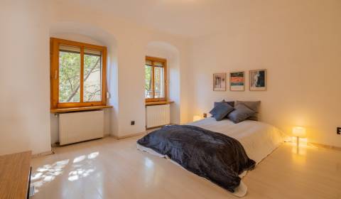 3 Zimmer Wohnung, Hurbanovo námestie, zu verkaufen, Bratislava - Staré