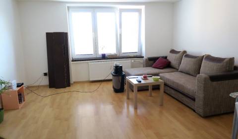 3-Zimmer-Wohnung, zu verkaufen, Levice, Slowakei