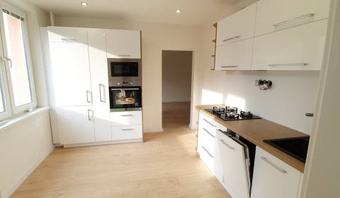 3-Zimmer-Wohnung, Dargovská, zu verkaufen, Košice - Staré Mesto, Slowa