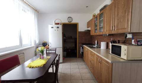 3-Zimmer-Wohnung, zu verkaufen, Partizánske, Slowakei