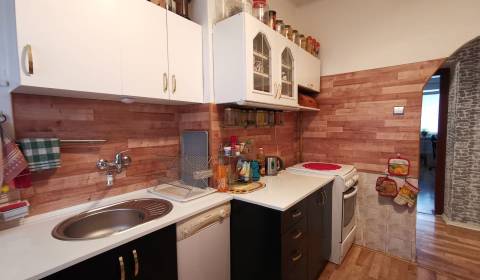 3-Zimmer-Wohnung, zu verkaufen, Partizánske, Slowakei