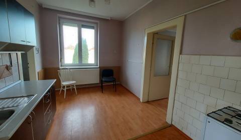1-Zimmer-Wohnung, zu verkaufen, Nové Zámky, Slowakei