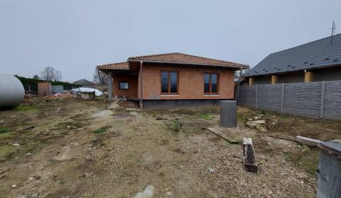 Einfamilienhaus, zu verkaufen, Nové Zámky, Slowakei