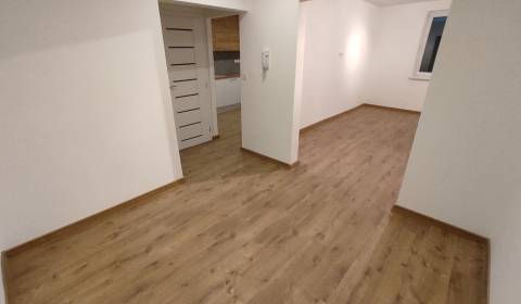 3-Zimmer-Wohnung, Urbánkova, zu verkaufen, Prievidza, Slowakei