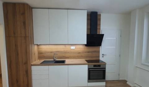 2-Zimmer-Wohnung, Watsonova, zu verkaufen, Košice - Staré Mesto, Slowa