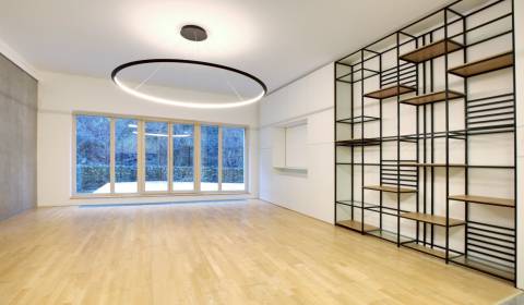 3 Zimmer Wohnung, Neuvedená, zu verkaufen, Bratislava - Staré Mesto, S