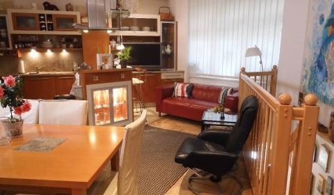 Mieten 4-Zimmer-Wohnung, 4-Zimmer-Wohnung, Medená, Bratislava - Staré 