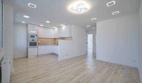 3-Zimmer-Wohnung, Tr. SNP, zu verkaufen, Košice - Západ, Slowakei