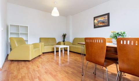Mieten 4-Zimmer-Wohnung, 4-Zimmer-Wohnung, K lomu, Bratislava - Staré 