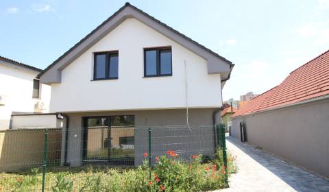 Einfamilienhaus, zu verkaufen, Bratislava - Podunajské Biskupice, Slow