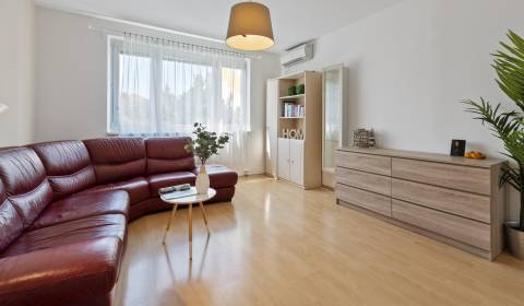 3-Zimmer-Wohnung, Kapicova, zu verkaufen, Bratislava - Petržalka, Slow