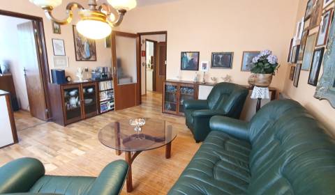 3-Zimmer-Wohnung, Jasuschova, zu verkaufen, Košice - Sídlisko KVP, Slo