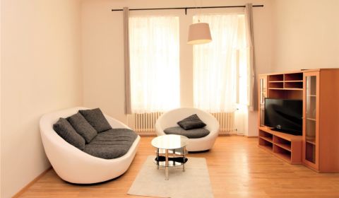Mieten 2-Zimmer-Wohnung, 2-Zimmer-Wohnung, Klobučnícka, Bratislava - S