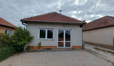 Einfamilienhaus, Na Vŕšku, zu verkaufen, Nové Zámky, Slowakei