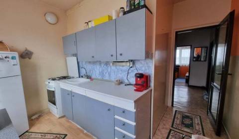 3-Zimmer-Wohnung, Košická, zu verkaufen, Komárno, Slowakei
