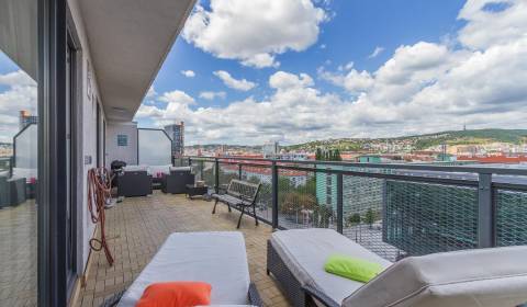 4 Zimmer Wohnung, Trnavská cesta, zu verkaufen, Bratislava - Ružinov,