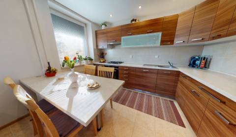 2-Zimmer-Wohnung, Komenského, zu verkaufen, Pezinok, Slowakei
