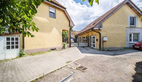 Einfamilienhaus, Modranská, zu verkaufen, Bratislava - Nové Mesto, Slo
