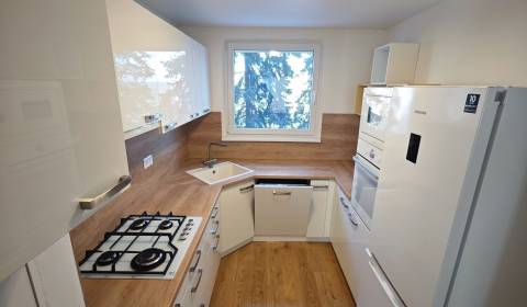 Kaufen 3-Zimmer-Wohnung, 3-Zimmer-Wohnung, Tulská, Banská Bystrica, Sl