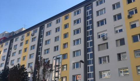 3-Zimmer-Wohnung, Znievska, zu verkaufen, Bratislava - Petržalka, Slow