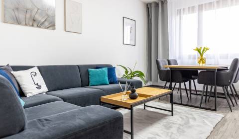 3-Zimmer-Wohnung, Viedenská, zu verkaufen, Košice - Sídlisko Ťahanovce